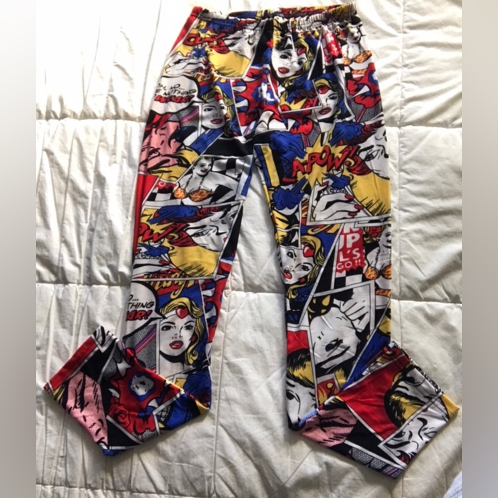 ❤️Comic Design Skinny Pants❤️ (Free With Purchase)